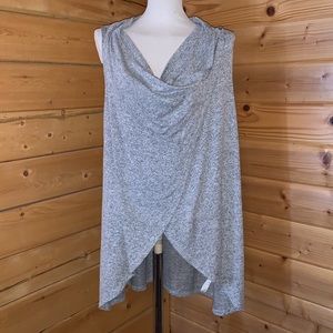 3/$15 Olivia Sky Large Top ❤️